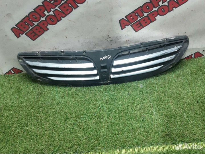 Решетка радиатора Сангенг кайрон 1