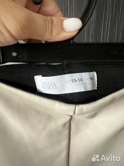 Кожаные брюки Zara