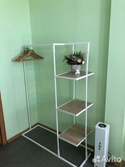 Рабочее место бровисту/визажисту/по прическам