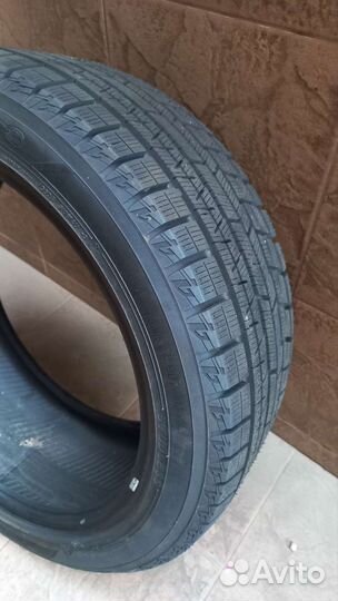 Yokohama Ice Guard IG60 235/45 R18 94Q