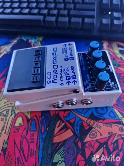 Гитарная педаль дилей Boss DD8