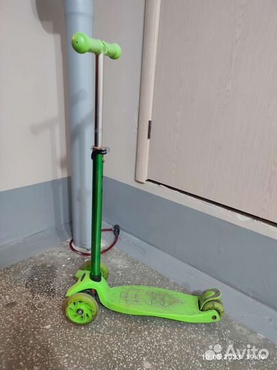 Самокат детский трехколесный бу