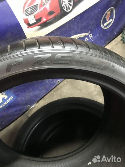 Pirelli P Zero 305/30 R21
