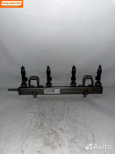 Топливная рампа Mazda 3 BK (2003 - 2005)