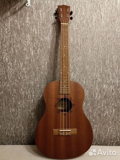 Укулеле баритон