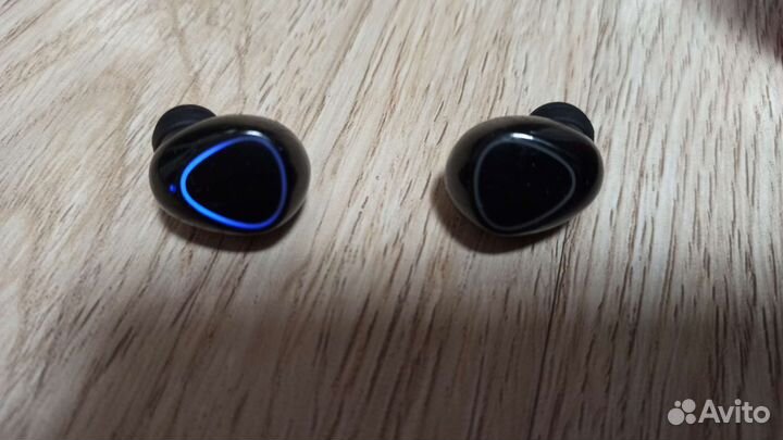 Беспроводные наушники M10