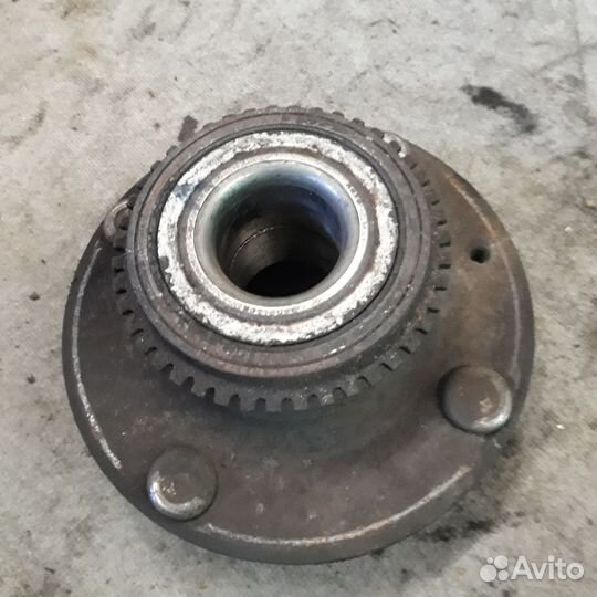 Ступица задний подвески Мицубиси Лансер 9