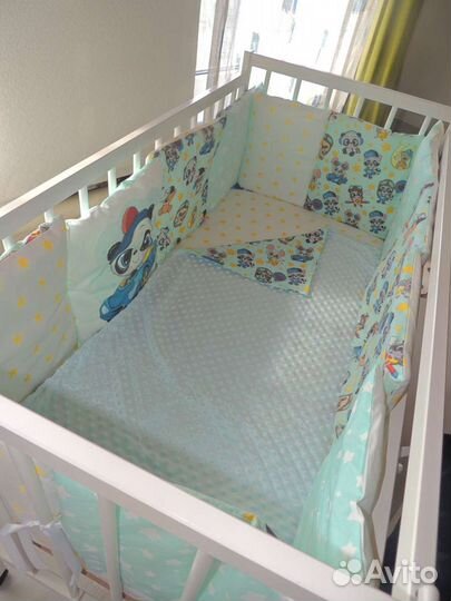 Комплект в кроватку для новорожденных