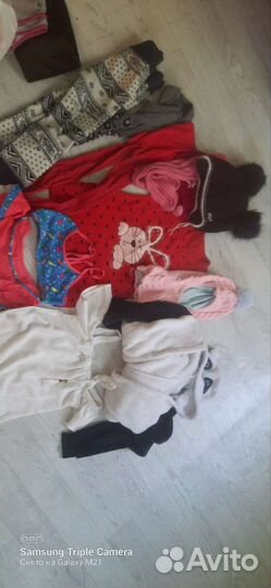 Вещи на девочки 4-5лет,и женские 42-44