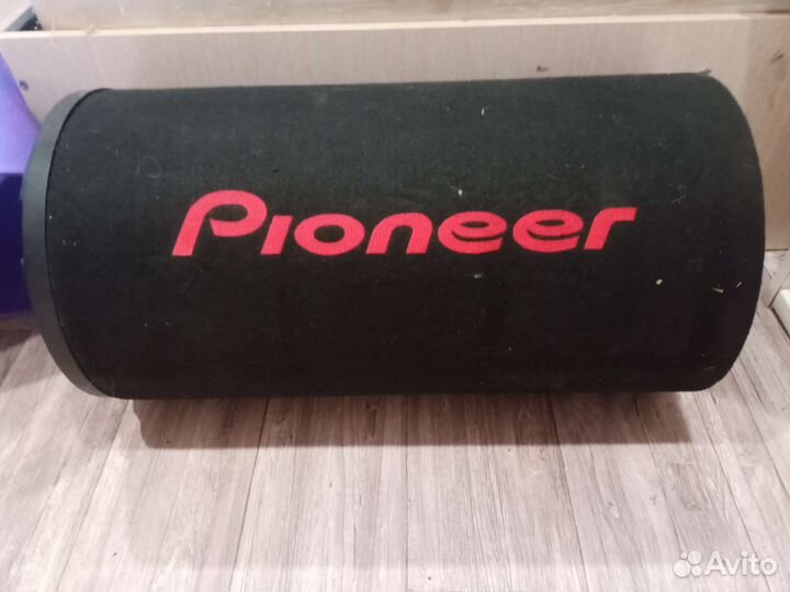 Активный сабвуфер