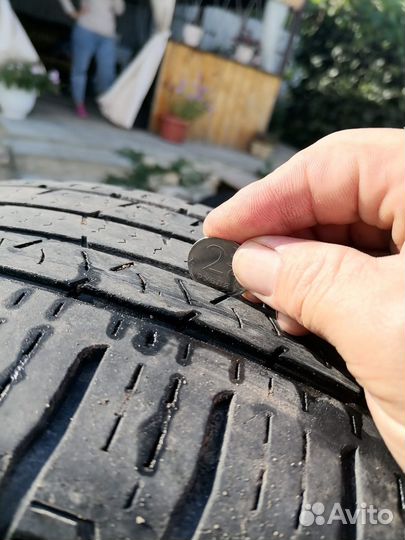 Continental CrossContact LX25 215/65 R16 98H
