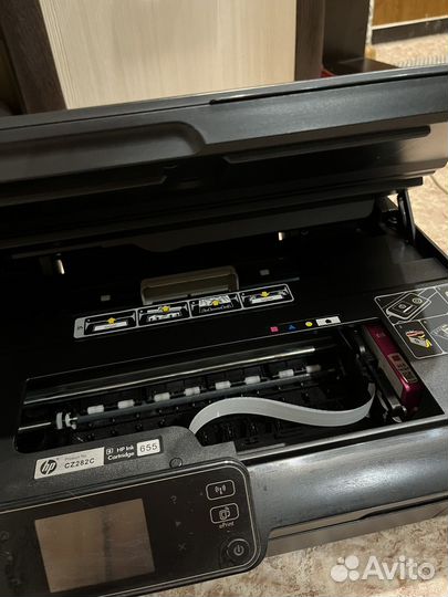 Принтер HP Deskjet Ink Advantage 5525