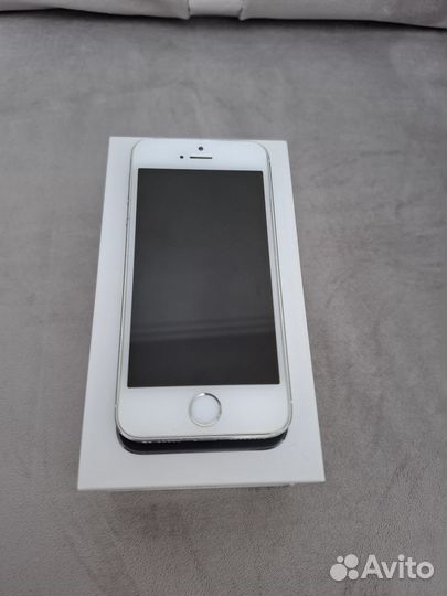 iPhone 5S, 16 ГБ
