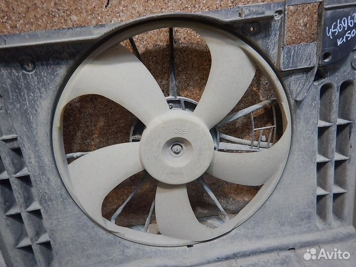 Б/У Б/У Диффузор вентилятора, Toyota