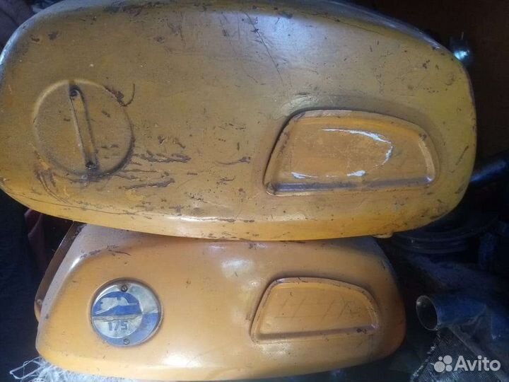 Продам 2 бака на восход