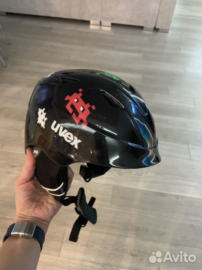 Шлем горнолыжный детский uvex