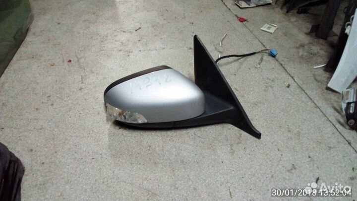 Вольво S40 V50 Зеркало правое 2007