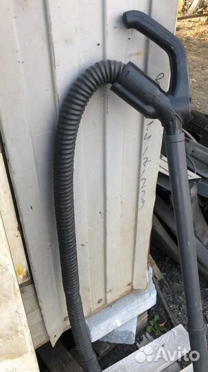 Пылесос Samsung sc7210