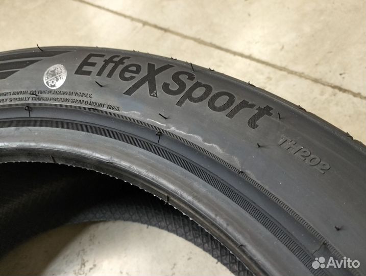 Triangle EffeXSport TH202 235/45 R18 98Y