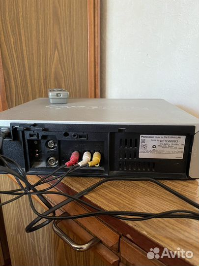 Видеомагнитофон panasonic