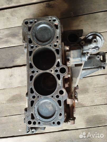 Блок цилиндров audi 80