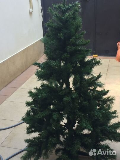 Елка искусственная