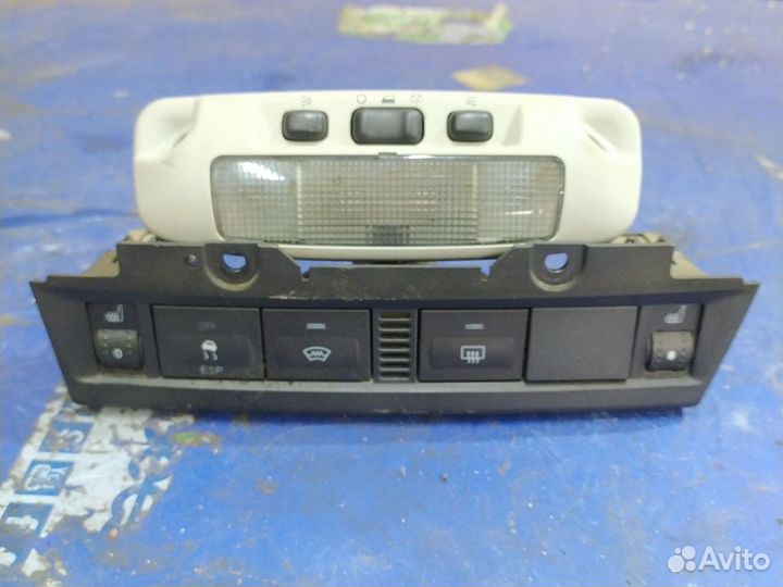 Салонный плафон форд фокус 2