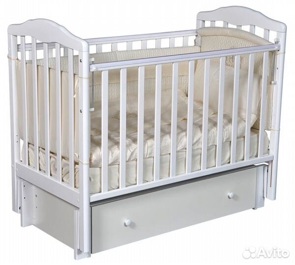 Кроватка Helen-3 детская с маятником и ящиком из б