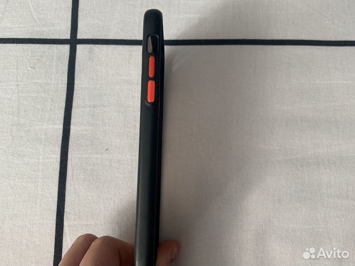 Чехол на iPhone x