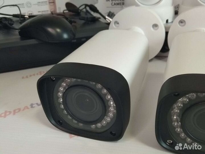 Комплект видеонаблюдения 4\1Мп Dahua 13 камер zoom