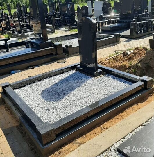 Благоустройство захоронений, могил. Памятники