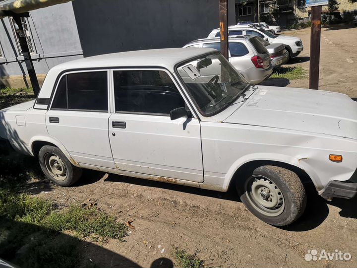 ВАЗ 2107 1.6 МТ, 2004, битый, 55 000 км