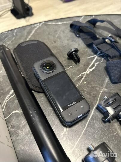 Экшн камера insta 360 x3 + доп. крепление