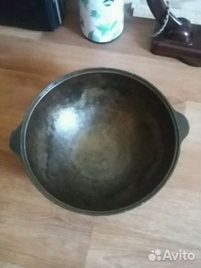 Казан чугунный овальный