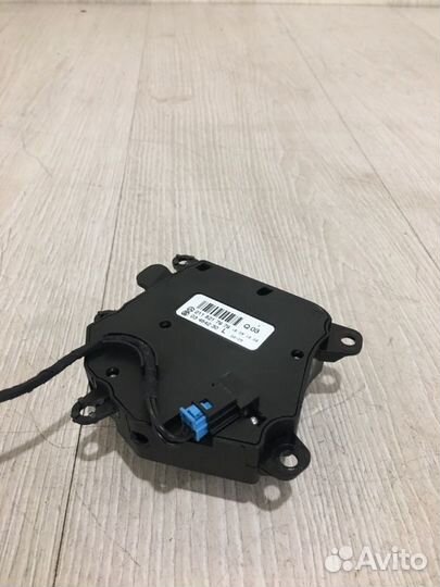 Блок управления сиденьем левый Mercedes Benz E280