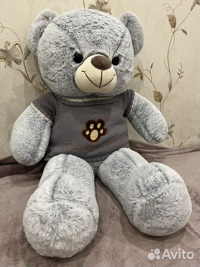 Плюшевый медведь