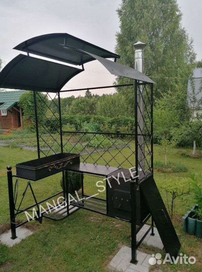 Мангал с крышей