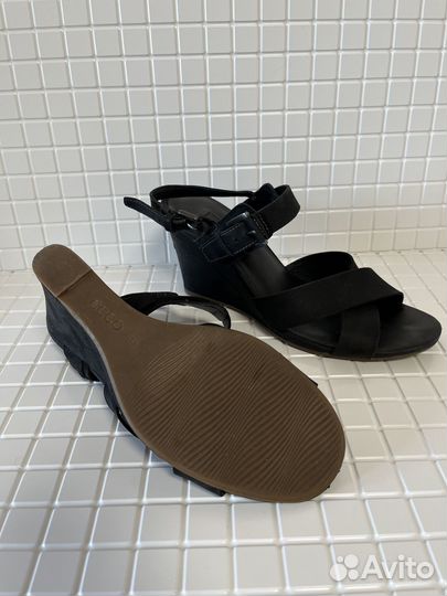 Босоножки летние ecco натуральна кожа 39 размер