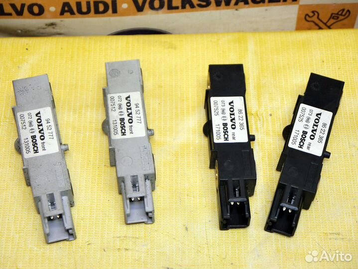 Датчик удара Вольво S60 S80 XC70