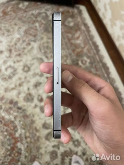 iPhone 5S, 16 ГБ