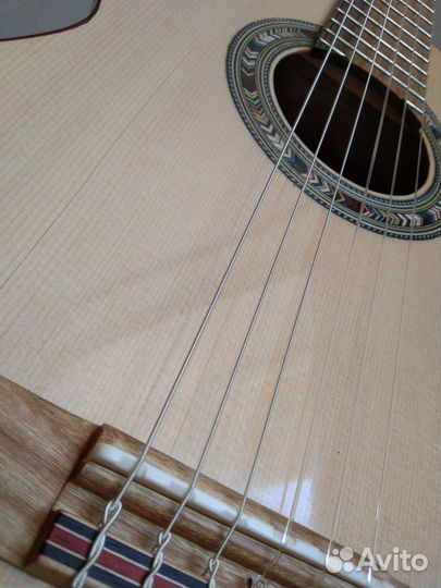 Классическая гитара