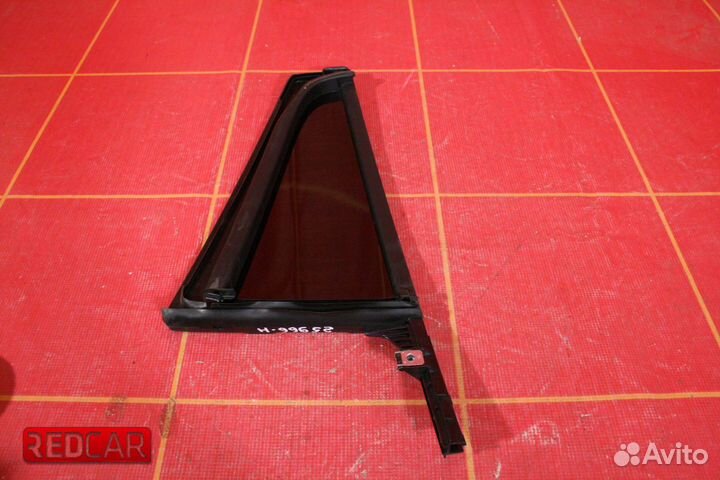 Стекло заднее лев (треугольное) Skoda Kodiaq (16)