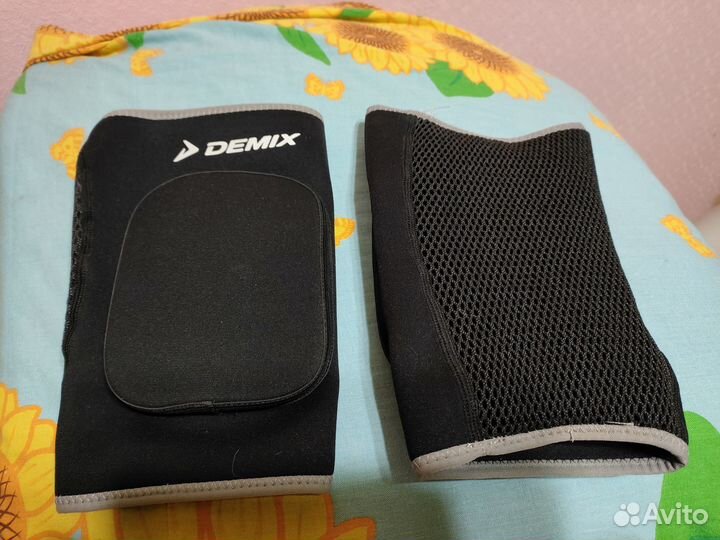 Наколенники