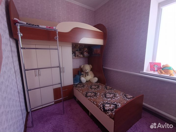 Двухъярусная кровать бу с матрасами