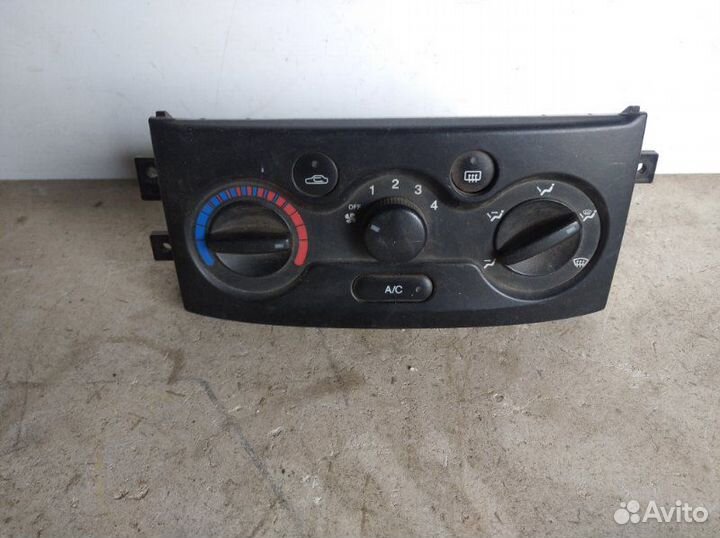 Блок управления отопителем Chevrolet Aveo T200