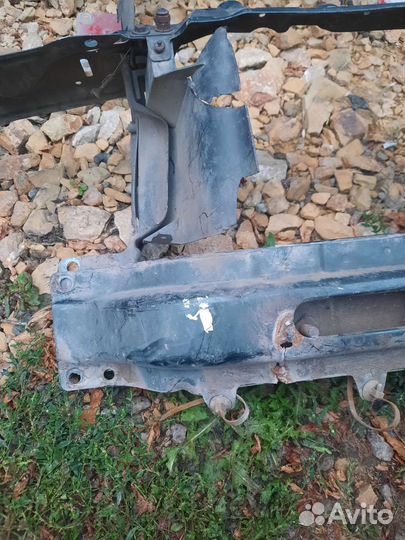 Панель передняя (телевизор) ауди 80 б3,б4