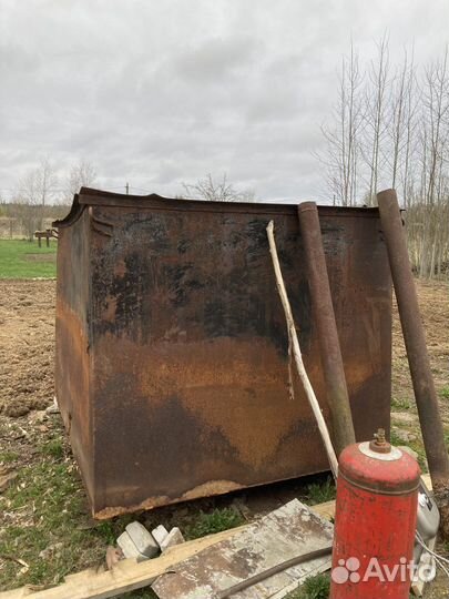 Бак для воды металлический