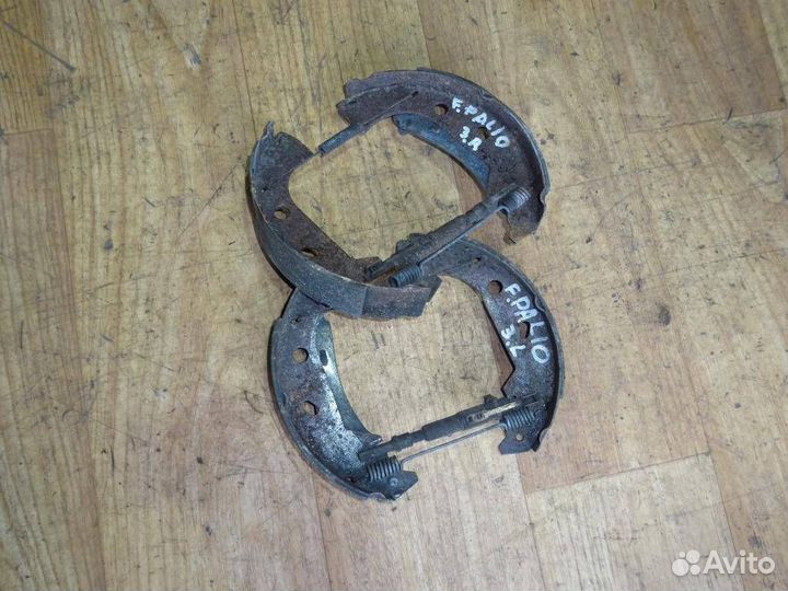 Комплект регулиовки задних колодок левый Fiat Pal