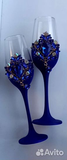 Фужеры в синем цвете