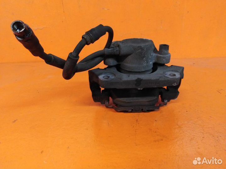 Суппорт тормозной передний правый Bmw X5 E70 3.0